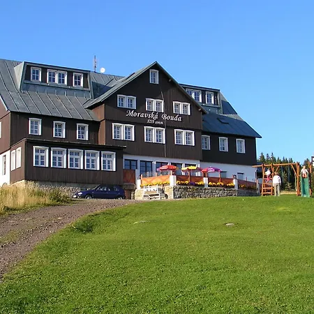 Konukevi Moravska Bouda 3*